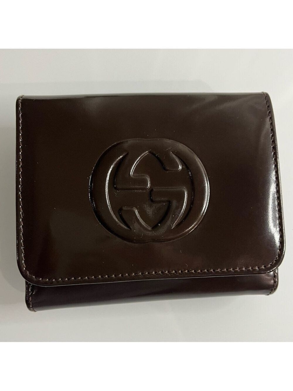 GUCCI PATENT BROWN BIFOLD WALLET